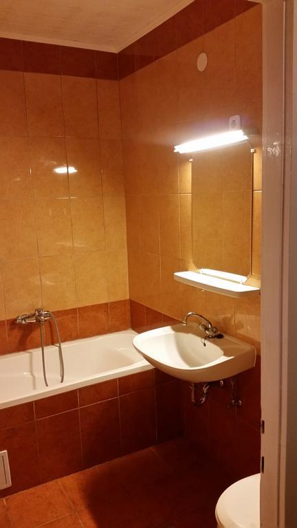 Appartement Otis Vendeghaz à Siófok Extérieur photo